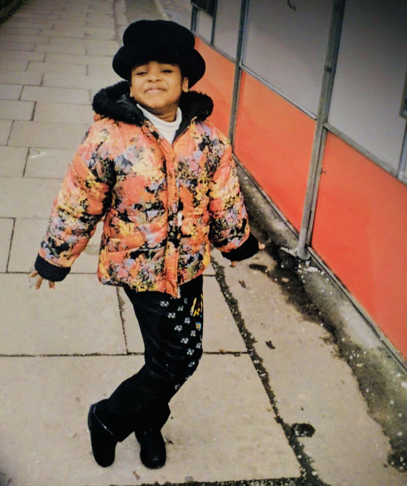 Serena dressed up as a young girl